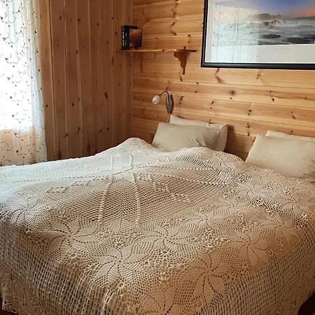 Stunning Home In Dolemo Dolemo